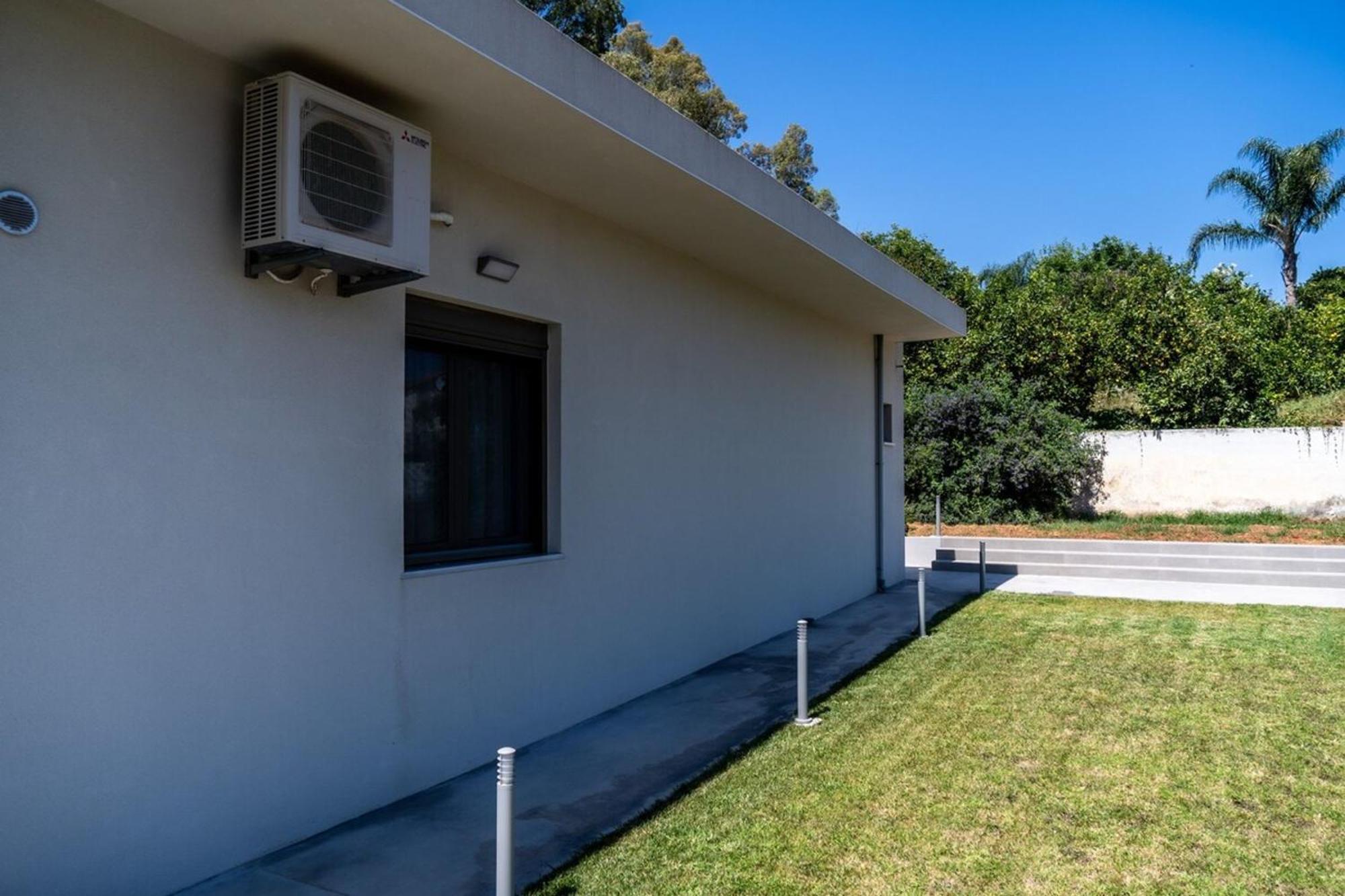 Villa Emily In Countryside Chania  Bagian luar foto